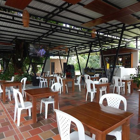 Hotel Campestre Las Palmas Sas Villavicencio Buitenkant foto