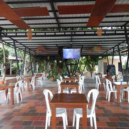 Hotel Campestre Las Palmas Sas Villavicencio Buitenkant foto