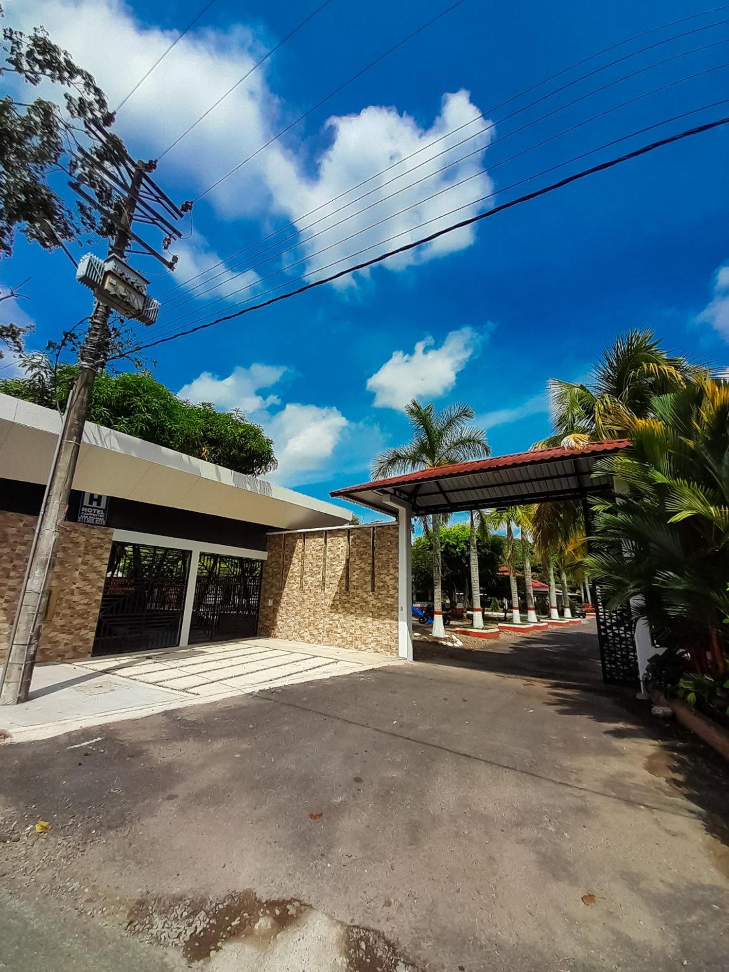 Hotel Campestre Las Palmas Sas Villavicencio Buitenkant foto